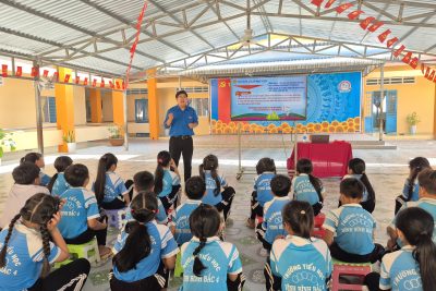 TỔ CHỨC SINH HOẠT SAO NHI ĐỒNG VỀ ĐỘI TNTP HỒ CHÍ MINH CHO SAO NHI ĐỒNG LỚP 3 NĂM HỌC 2025-2026