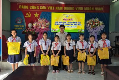 HỌP MẶT ĐỘI NGHI THỨC – NGHI LỄ LIÊN ĐỘI NHÂN TẾT TRUNG THU NĂM 2025