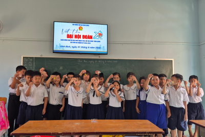 Hội đồng Đội xã Vĩnh Bình phát động hoạt động “Thư gửi Đại hội Đoàn” tại Liên đội Trường Tiểu học Vĩnh Bình Bắc 4