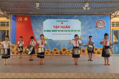 TẬP HUẤN KỸ NĂNG, NGHIỆP VỤ CHO CÁN BỘ CHỈ HUY ĐỘI TRÊN ĐỊA BÀN XÃ VĨNH BÌNH